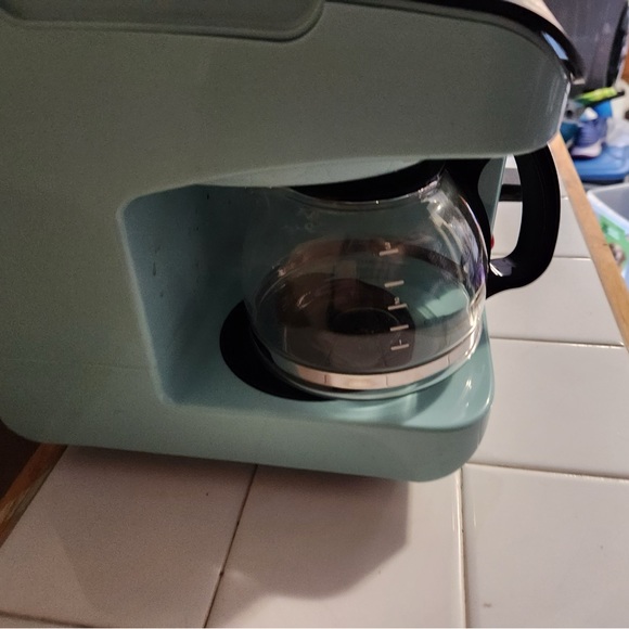 Nortalgia coffee maker/ griddle/ toaster oven all in one gently used! - Picture 4 of 6